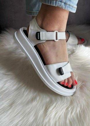 Кожа полностью женские босоножки