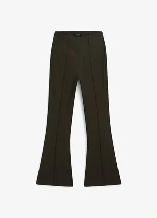Демисезонные брюки клеш с разрезами