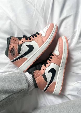 Мужские кроссовки nike air jordan 1 retro smoke high pink quartz