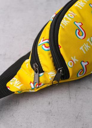 Детская бананка с принтом tik tok поясная сумка для детей с лого тик ток модная текстиль желтая5 фото