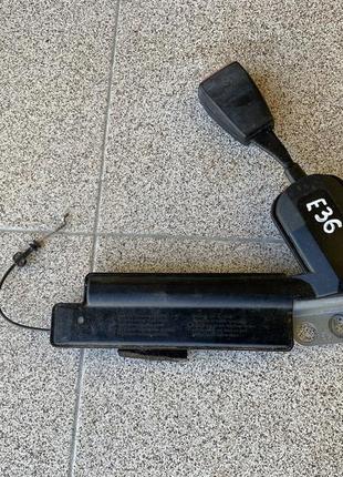 Фіксатор замок ремня безпеки bmw e36 e46 8164932 правий