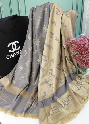 Палантин женский chanel теплый шарф шанель серо-бежевый2 фото