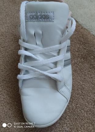Шкіряні кроссовки від adidas6 фото