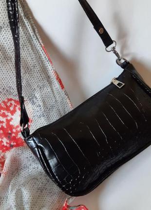 Черная сумочка багет 5