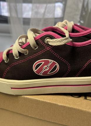 Кроссовки на колесах (heelys)