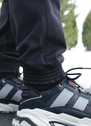 Мужские теплые штаны софтшелл flash брюки карго на микрофлисе спортивные штаны...