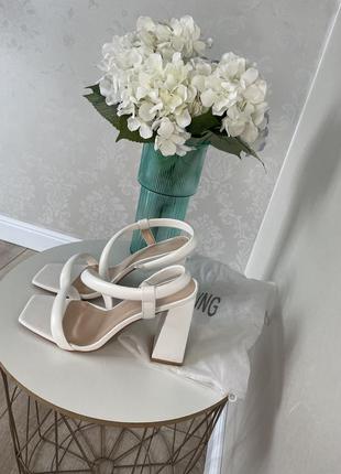 Босоножки новые😍plt 9р