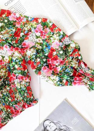 Стильная цветастая 💐 укороченная блуза/топ/блузка с объемными рукавами, под сатин zara, на р. xs💔6 фото