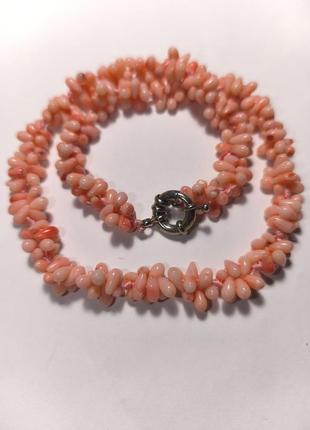 Ожерелье из натурального коралла