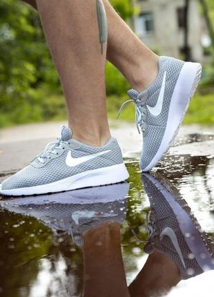 Женские текстильные кроссовки nike tanjun white grey найка распродаж2 фото