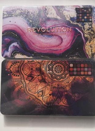 Палетка теней revolution