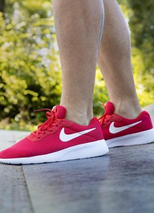 Женские текстильные кроссовки nike tanjun white red найка распродаж