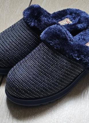 Тапочки женские skechers.