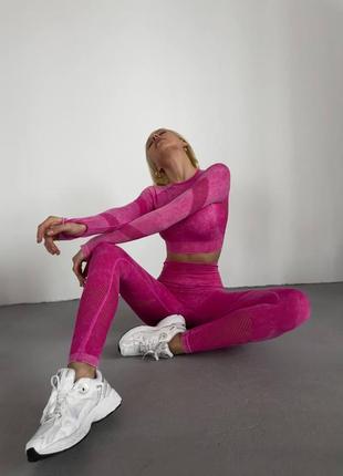 Женский костюм для спорта и фитнеса комплект для фитнеса лосины пуш ап и рашгард розовый5 фото