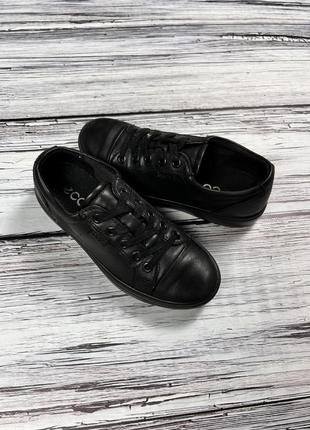 Ecco кожаные кроссовки оригинал 33 размер черные