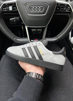 Мужские качественные кроссовки adidas gazelle gray black,легкие модные яркие качественные кроссовки ,спортивны9 фото