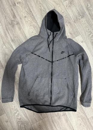 Nike tech fleece