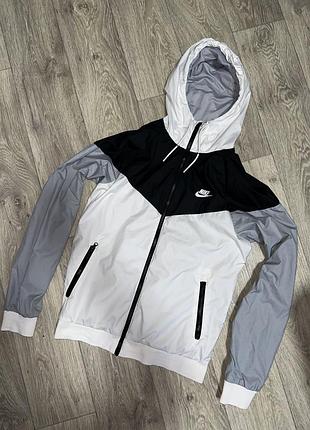 Nike windrunner