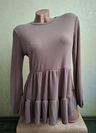 Лонгслив с баской. туника. гольф в рубчик. пуловер. капучино.