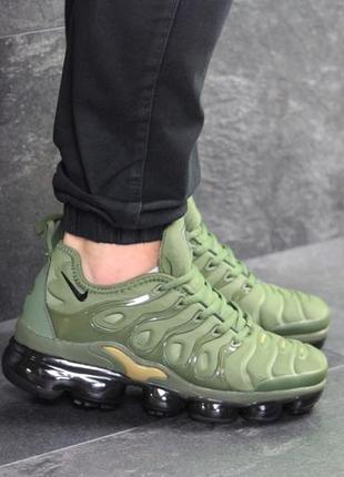 Чоловічі кросівки  nike air vapormax plus