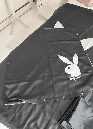 Комплект постельного белья playboy оригинальные лого черно белые атласные