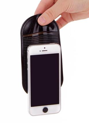 Магнітний тримач для телефона на панель автомобіля