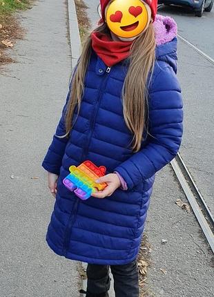 Пальто на дівчинку 5-7років