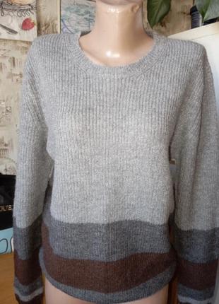 Свитер мохер,новый.