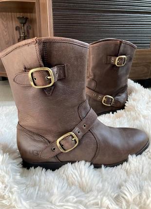 Кожаные сапоги ugg. оригинал
