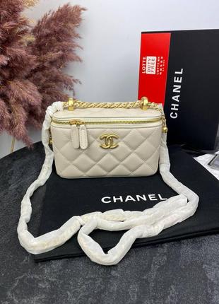 Chanel beige