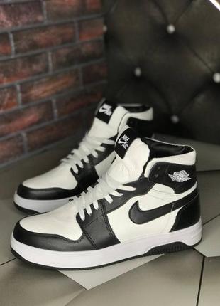 Зимові черевики nike колір чорний, білий