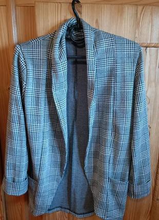 Пиджак жакет boohoo. как новый. одет один раз