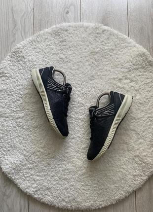 Женские кроссовки ecco 38 ( 24 см )
