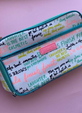 Benefit косметичка