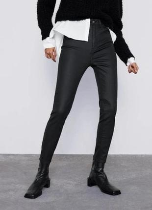 Стрейчевые брюки h&m имитация кожаные