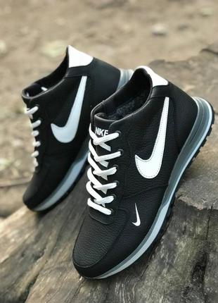 Зимові  черевики nike колір чорний, білий3 фото