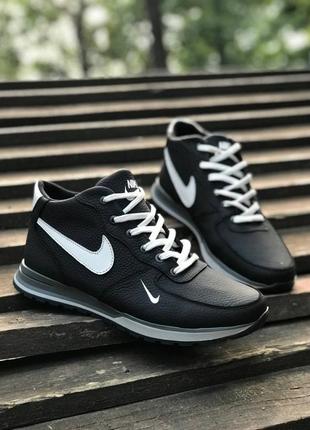 Зимові  черевики nike колір чорний, білий5 фото