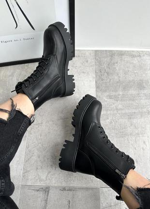 Зимові шкіряні черевики