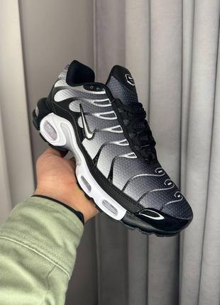Кросівки 2016 nike air max black red white blue hair color