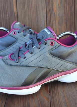 Кроссовки reebok easytone кожа оригинал 37,5р кросівки