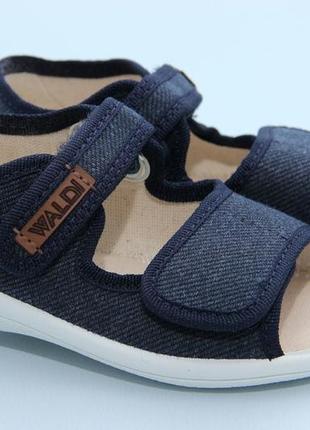 Новые тапочки waldi 0255 синие открытые. размеры:23