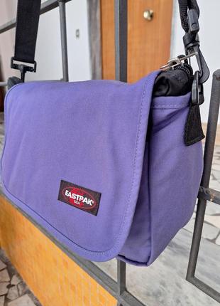 Сумка месенджер eastpak