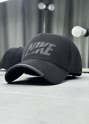 Бейсболка тракер nike утеплена котонова