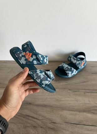 Adidas босоножки детские оригинал