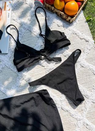 Женский раздельный купальник с юбкой и чашками черный6 фото