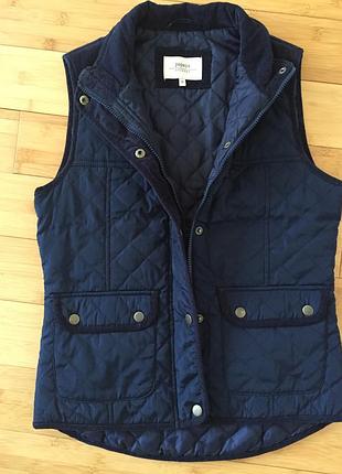 Стильна жилетка,р-р 36