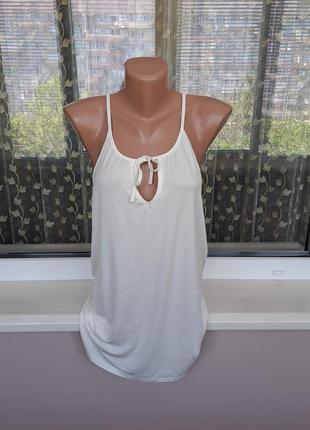 Женская белая спортивная майка