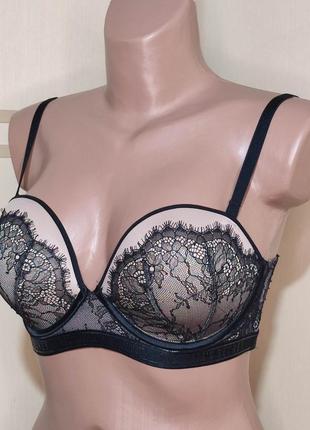 Бюстгальтер