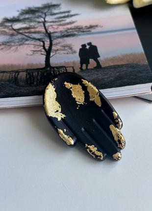 Гипсовая фигурка мини ладонь с золотым декором, фото реквизит для предметной съемки