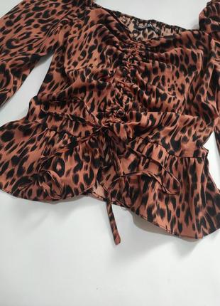 Блуза довгий рукав в леопардовий принт блузка кофта сорочка анімалістичний принт з затяжкою квадратним вирізом декольте8 фото